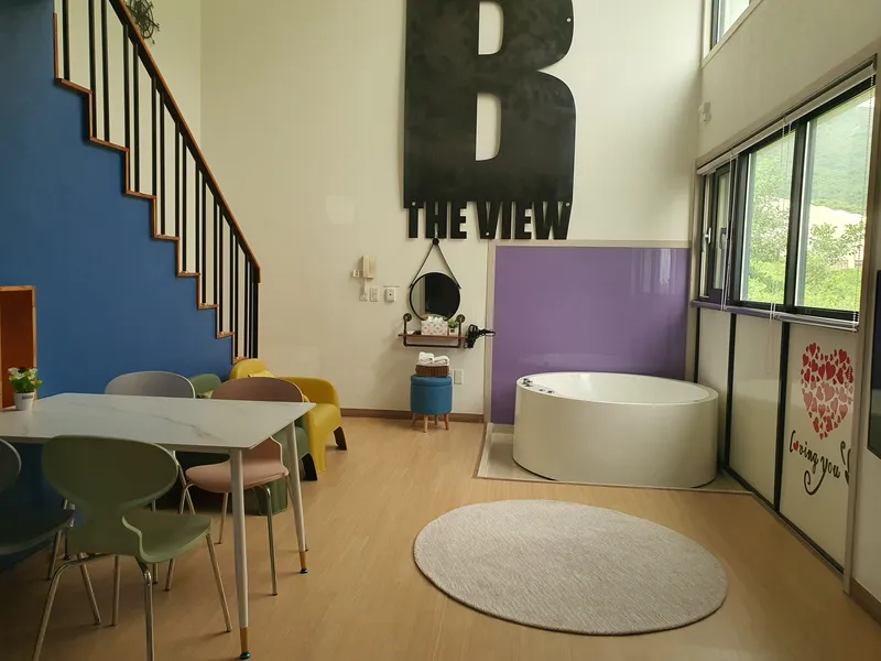 [Geoje] Duplex Pension #204 near Mangchi Beach 6