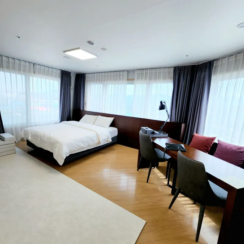 [Gangneung] Living in a spacious and bright house 1 minute from the beach for a month 4