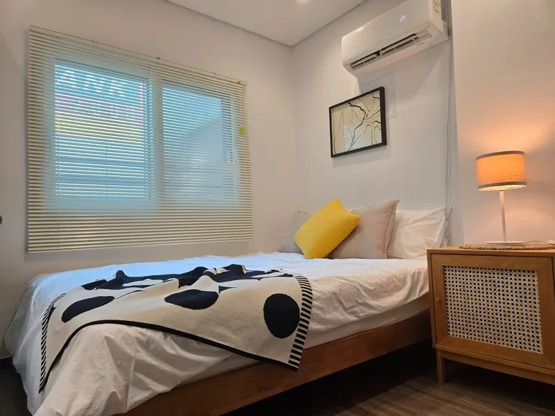 [Yeongdeungpo, Seoul] 2-minute walk from subway lines 2 and 5, newly built, fully-equipped ♡ 11