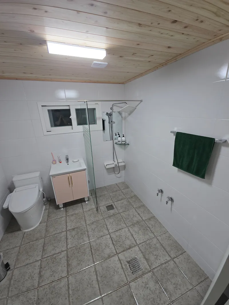 [Sokcho] 4 rooms with a view of Seorak Port and Seorak Mountain (three rooms + separate building) 15