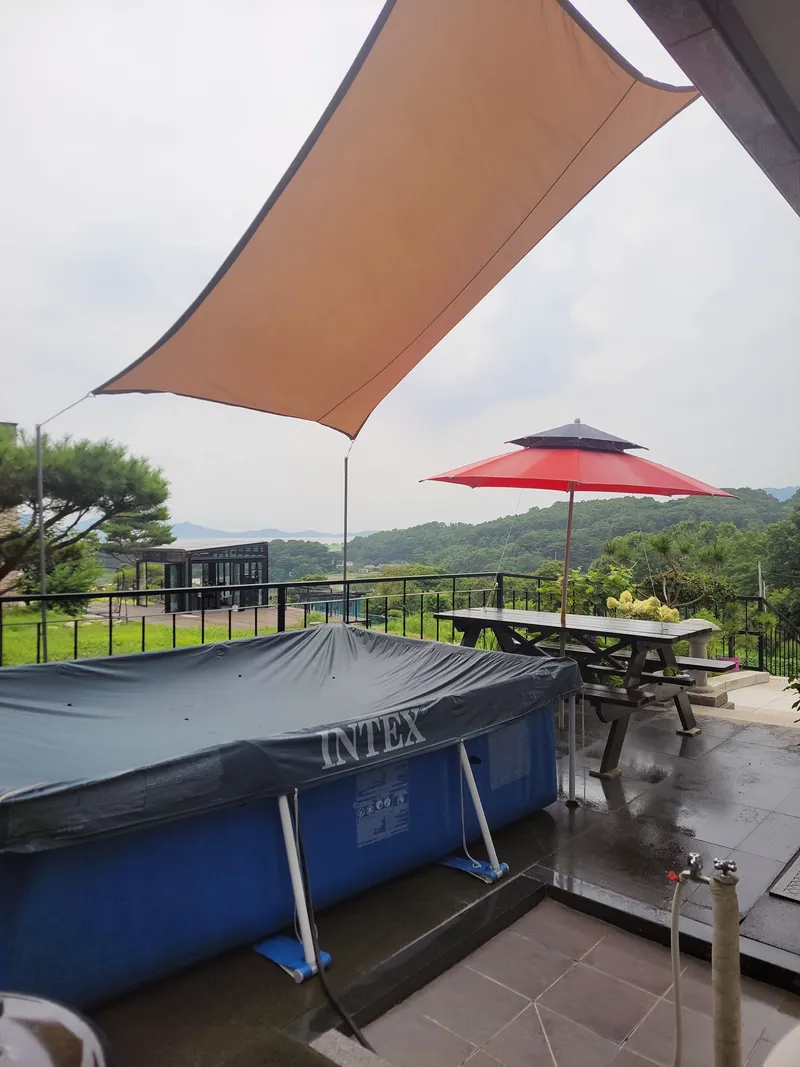 [인천 강화] 석모도 인근 서해의 일몰과 호수의 낭만을 품은 뷰 맛집 독채 19