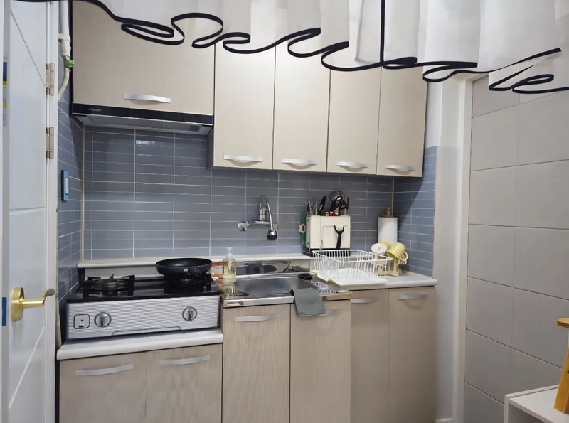 [Pohang] Clean, remodeled room near Yeongil University 7
