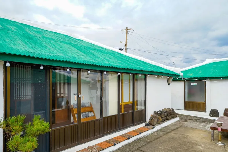 [Gujwa, Jeju] A private house within 1 minute walk of a quiet beach promenade #Pets allowed 10