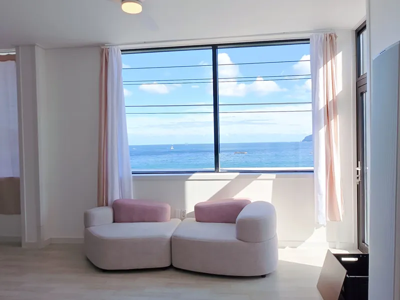 [Geoje] Hakdong Mongdol 3-Second Sea View Terrace Accommodation 9