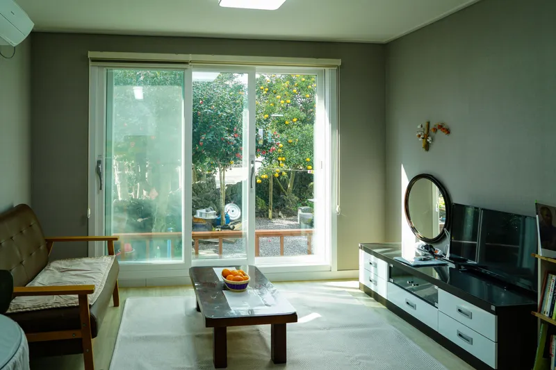 [Seongsan, Seogwipo][Kkotdam-dong] Like sunlight whispering on a stone wall, a clean and comfortable detached house 13