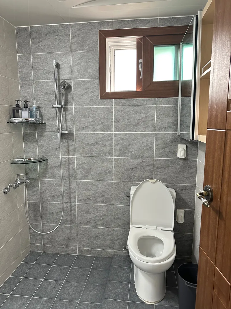 [Jocheon, Jeju] A quiet accommodation in Jeju with a three-room apartment and a duplex with a Hallasan view terrace. 20