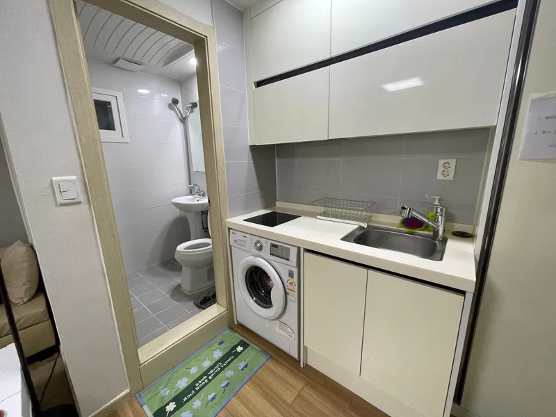 [Cheonan][Cheonan, South Chungcheong Province] 10-minute walk from Cheonan Station and terminal, quiet residential area around the school 6