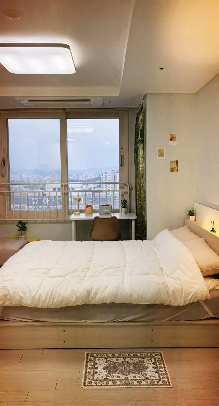 Studio in Yuseong, Daejeon — 26m², sleeps 2, 1 bath