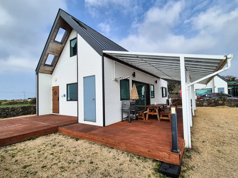 [Hallim, Jeju] Haha House #Single-family home #2nd floor #Comfortable #Sunset restaurant #Infant and toddler #Stone wall #Yard 40