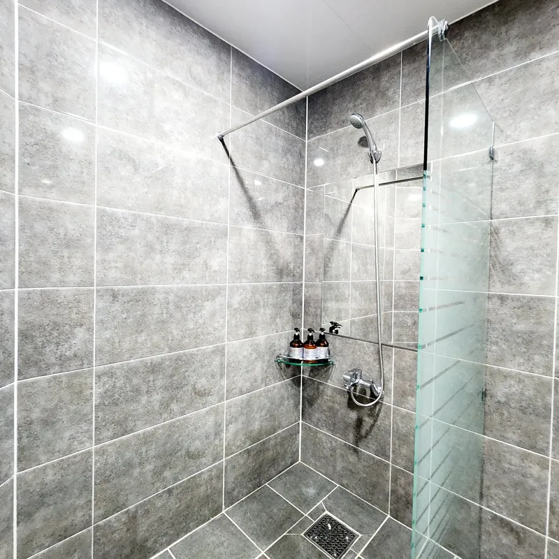 [Gangneung] One month living, 1 minute from the beach, ocean view, 12 pyeong, 2 beds 11