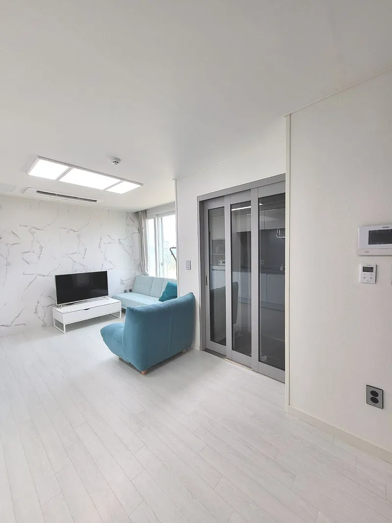 [Aewol, Jeju] A detached townhouse with a jacuzzi overlooking the nearby sea, coastal road 1 28