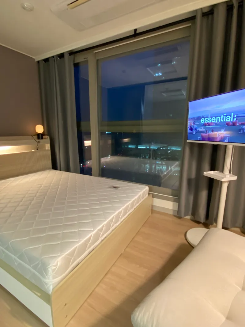 [Yeonsu, Incheon] 3-minute shuttle from Incheon Airport to Song Hyun-ah's Songdo Hot Place, a quiet space 2