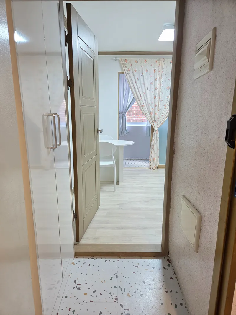 [Jeonju] Jeonbuk National University, 10-minute walk from the terminal, free parking, clean accommodation 204 19