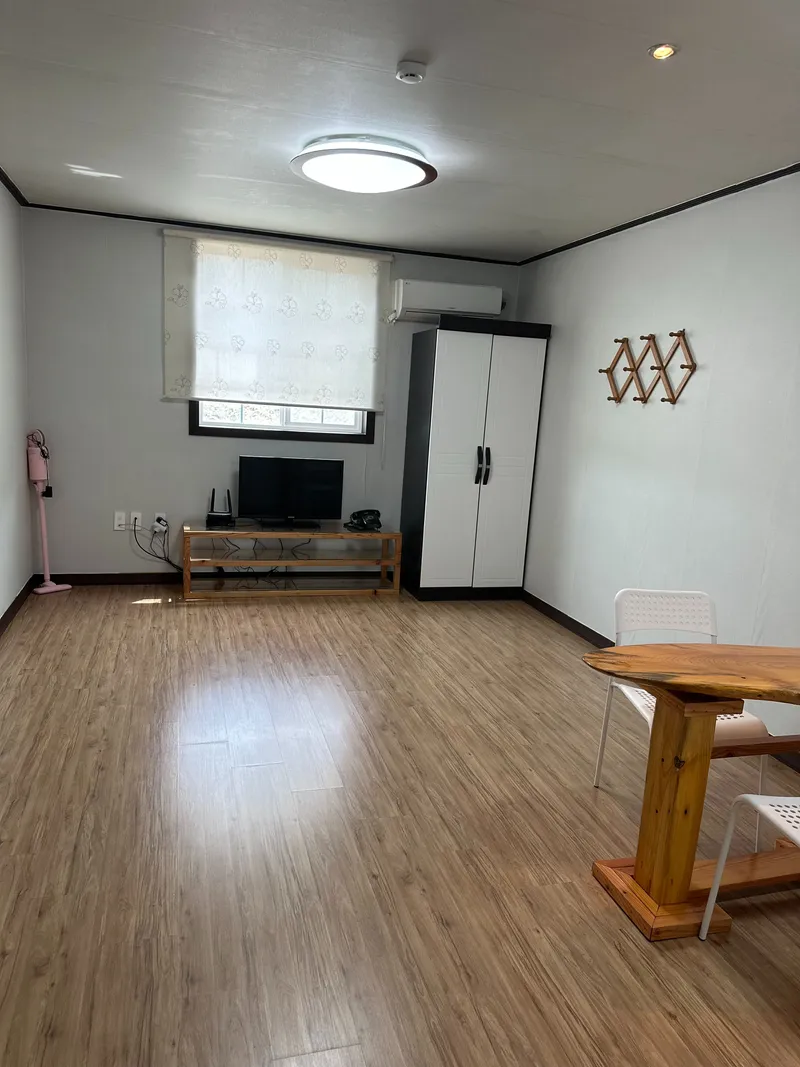 [Donghae] One-room house #202 near Mangsang Beach 2