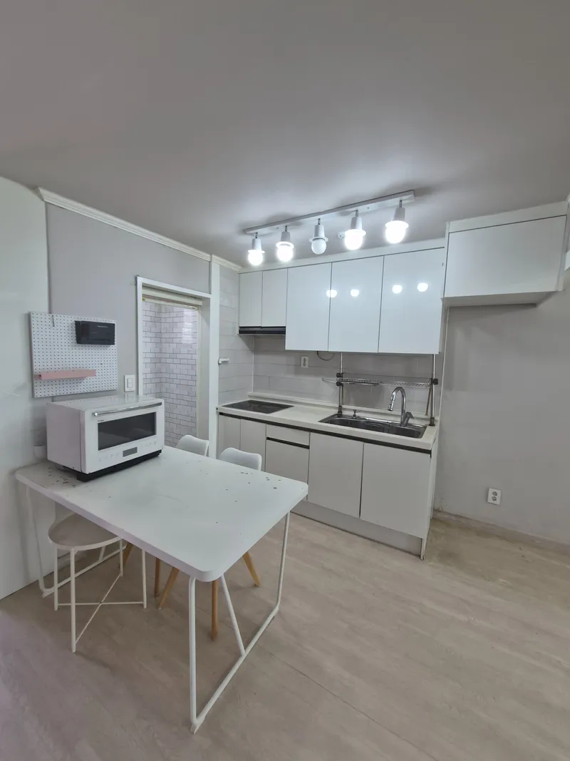 [Gangnam, Seoul] Apartment (Daemosan Entrance Station, Daecheong Station, Suin Bundang Line, Line 3) 8