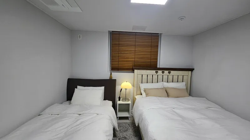 [Suseong, Daegu] Happy House, a 2-room apartment near Jisan Station 5