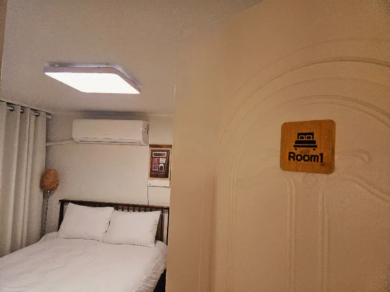 [Gangseo, Seoul] 2-room emotional accommodation, 5 minutes walk from Hwagok Station, near the airport, Magok, Hongdae, and Yeouido 2