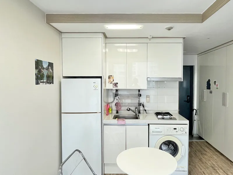 [Busanjin, Busan] Fully-equipped city view, 5-minute walk from Seomyeon Bujeon Station 6