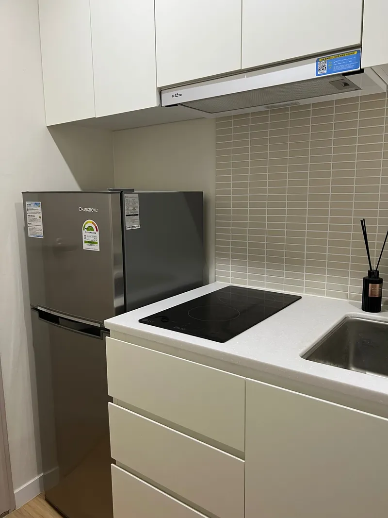 [Seongdong, Seoul] A pretty one-room apartment next to Songjeong Embankment Road and Jungnangcheon Stream 8