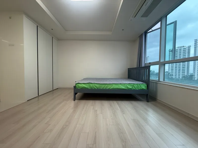 [Icheon] SK Hynix Full-Option Officetel 3