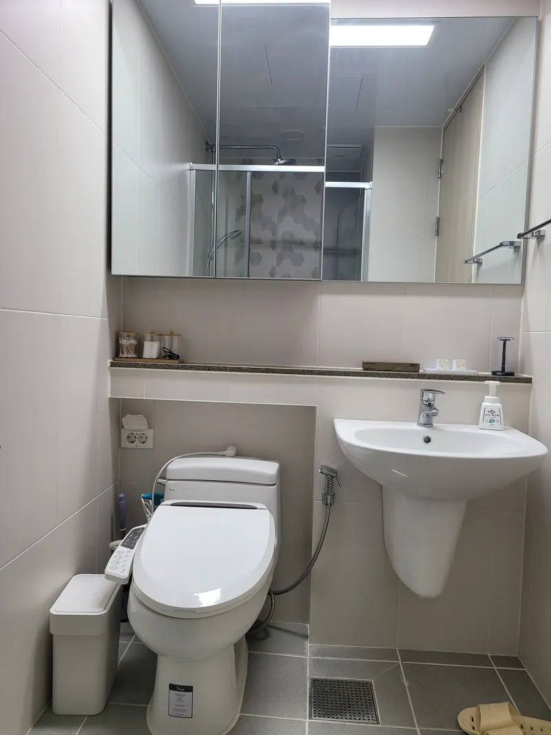 [Goyang] 5 minutes from Ilsan Kintex Station, cool city view, quiet 12