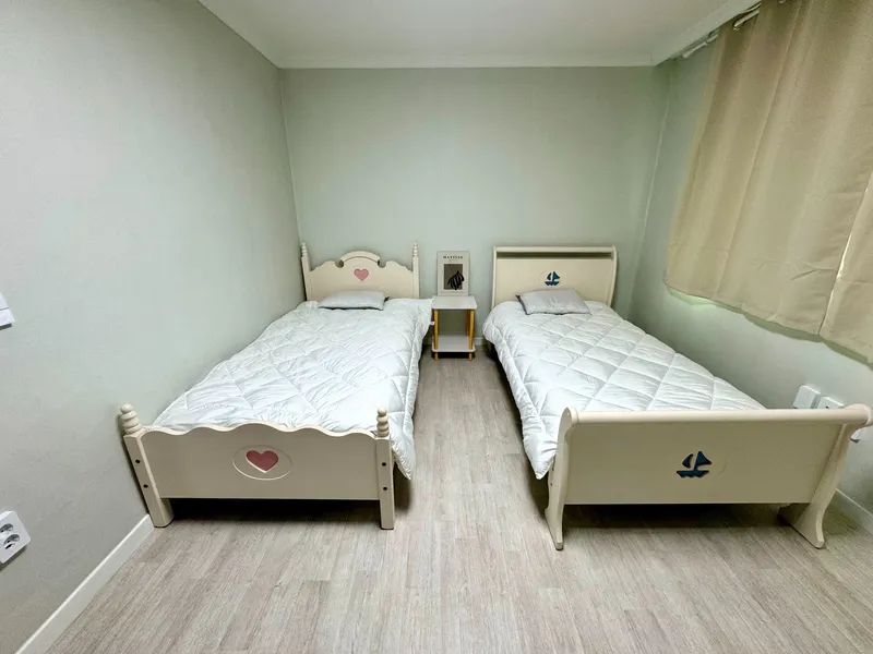 [Jeonju] 5-minute three-room Hanok Village 4