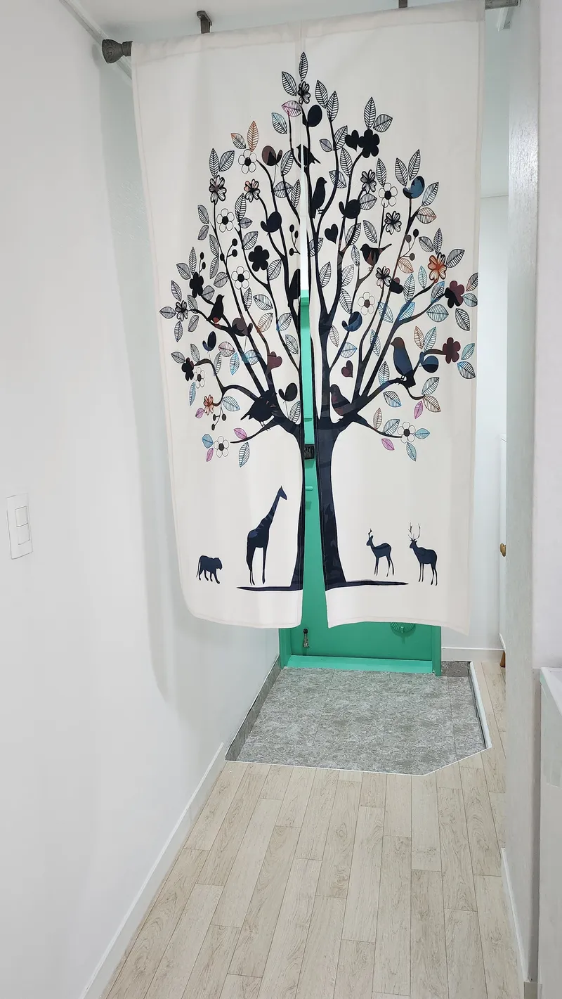 [Changwon] 5 minutes walk from Gyeongnam University, Robot Land 20
