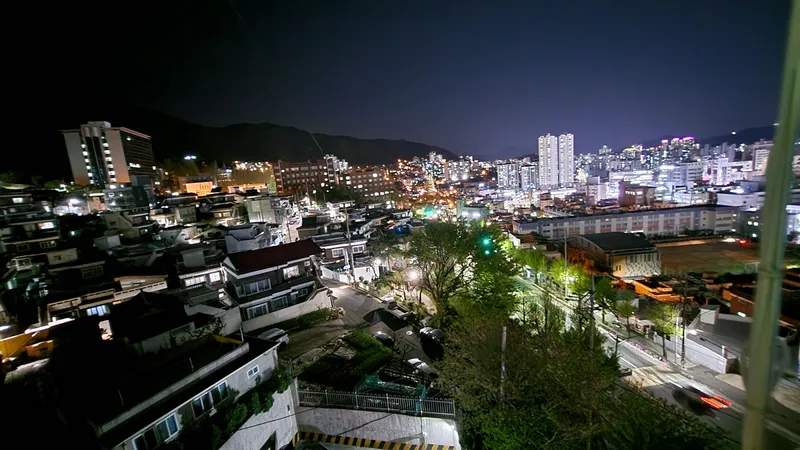 [Changwon] 5 minutes walk from Gyeongnam University, Robot Land 28