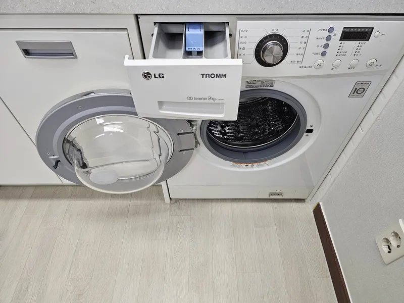 [Nam-gu, Busan] Daeyeon Station 1 minute from the station, Gwangalli, Kyungsung University, Jeonpo-dong, convenient to move 25