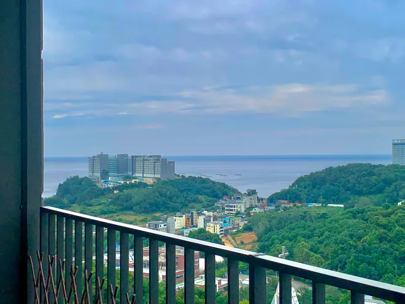 [Sokcho] A place to relax your mind and soul in the tranquility of the sea near Sokcho Beach. 18