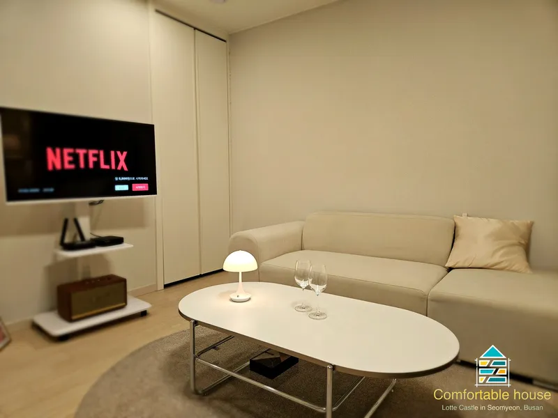 [Busanjin, Busan] Seomyeon Officetel 46th floor city view 25