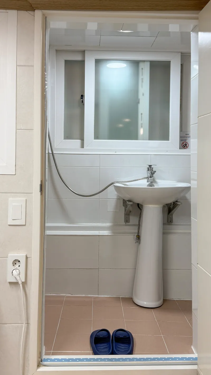 [Seodaemun, Seoul] Fully furnished two-room apartment near Hongik University Station 13