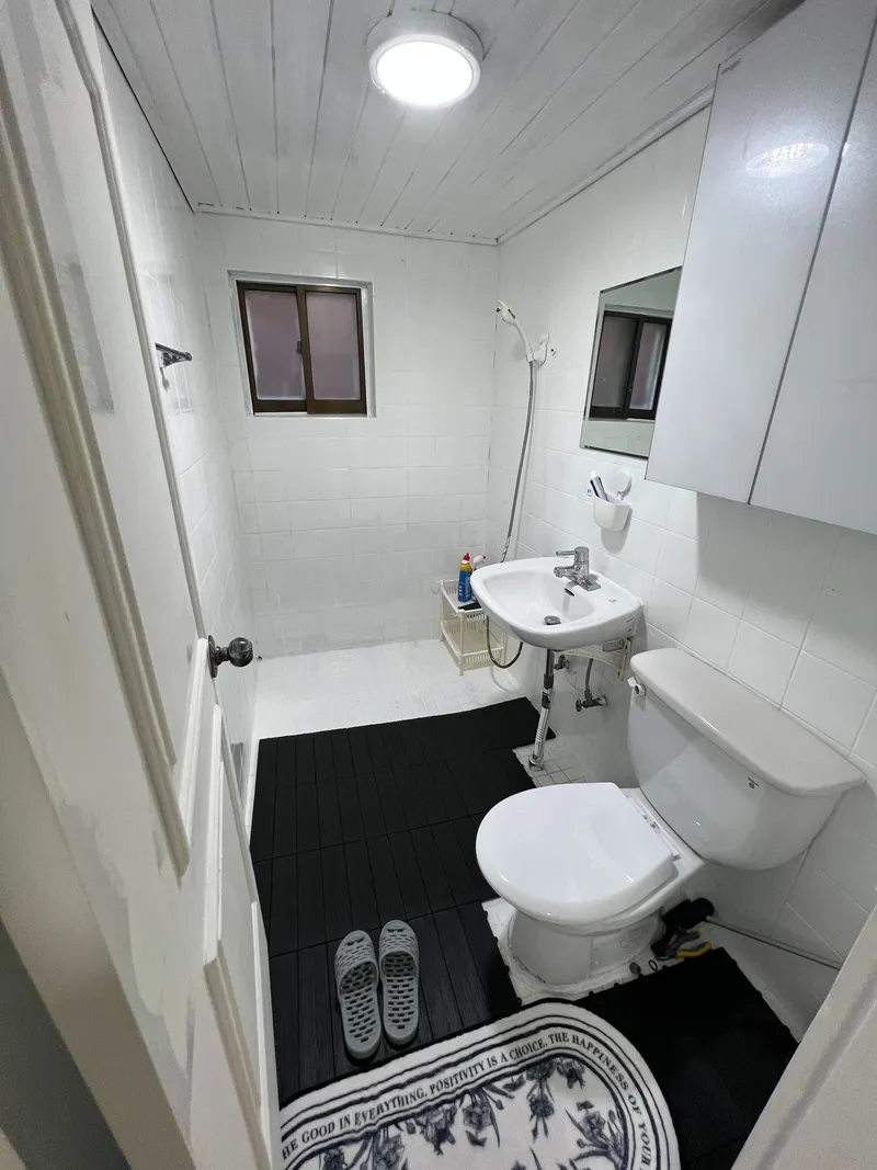 [Mapo, Seoul] 5-minute walk from Hapjeong Station, three-room 9