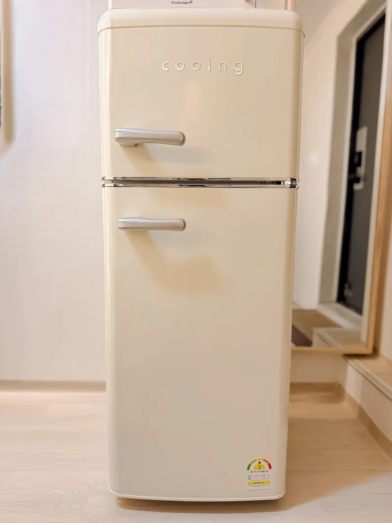 [Gangnam, Seoul] 6-minute walk from Seolleung Station, 3-minute walk from Daechi Academy Street 16