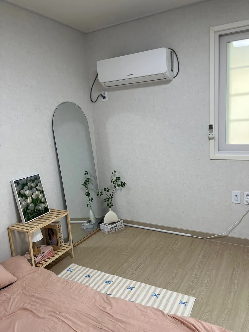 [Yuseong, Daejeon] Clean white-toned modern interior 3