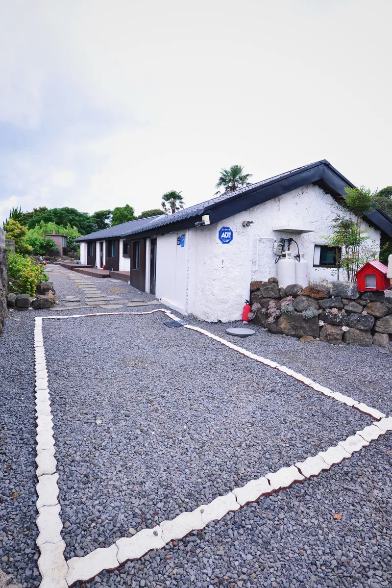 [Daejeong, Seogwipo] A fully furnished, atmospheric detached house remodeled from a traditional old house 22