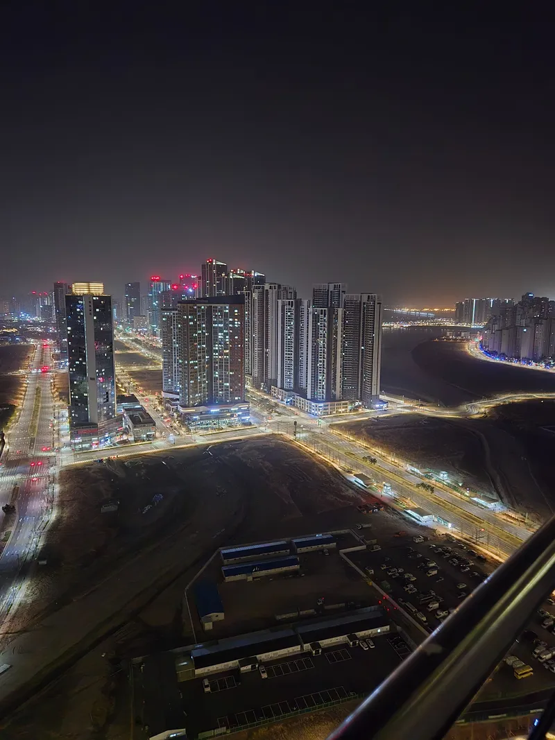 [Yeonsu, Incheon] 26 pyeong with a view from the 42nd floor in Songdo / Lake View + City View + Ocean View 19