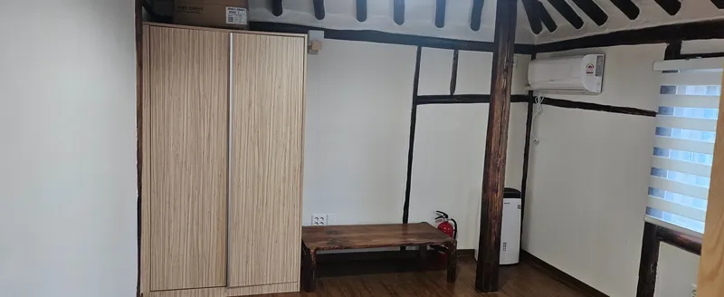 [제주 구좌] #전통돌담집#구해줘홈즈106회방송 #바닷가 단독주택#유채꽂 12
