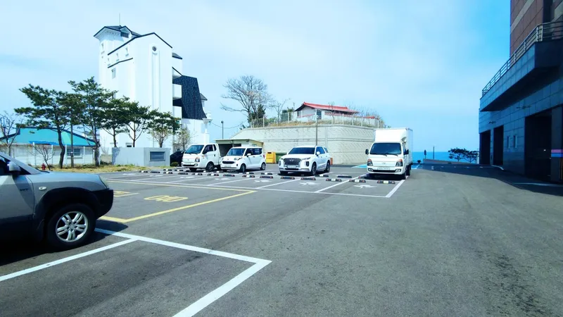 [Gangneung] Jumunjin 12th floor ocean view white room 18