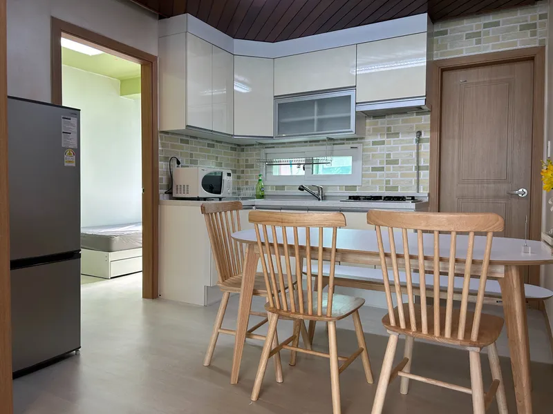 [Dongdaemun, Seoul] 10-minute walk from Oedae Station/Hoegi Station, three-room 14