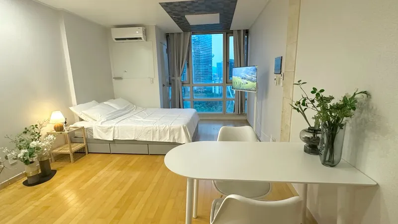 [Yeongdeungpo, Seoul] 30-second walk from Singil Station / 15th floor, Saetgang River view, Han River view, Yeouido view 2