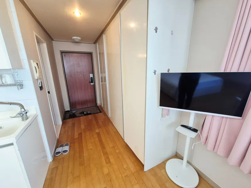 [Yeongdeungpo, Seoul] 3-minute walk from National Assembly Station / Han River View / Fully Furnished 8