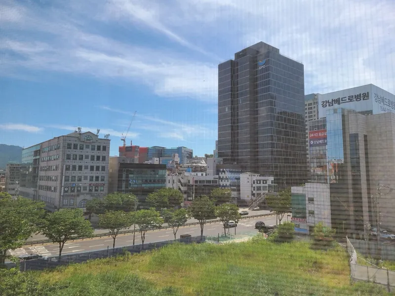 [서울 강남] 양재도보5분아파트 풀옵션가전주차Eng.Span.Port 22
