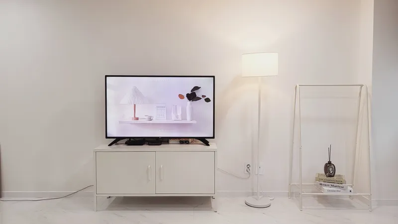 [Yeongdeungpo, Seoul] Modern, clean, and spacious officetel, 2 minutes walk from Yeouido Station and Dongyeouido Saetgang Station. 3