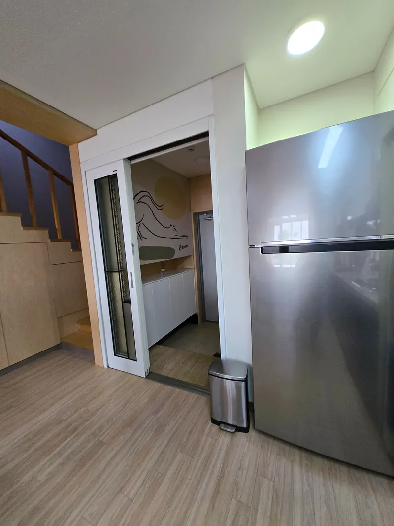[Daejeong, Seogwipo] English Education City/Gu-eok-ri Hanok-style Interior 32-pyeong Two-Room Apartment 53
