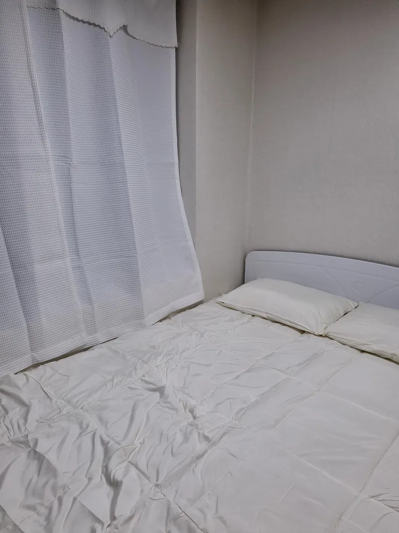 [경기 안양] 평촌역 중앙공원이 내려다보이는 넓은 원룸 2