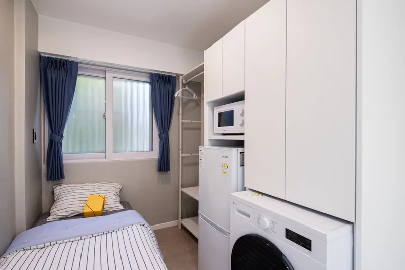 [Gwanak, Seoul] Fully furnished gosiwon premium room near Seoul National University Entrance and Naksungdae Station on Line 2 5