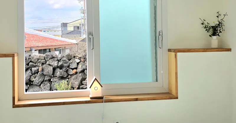 [제주 구좌] 김녕 도보1분 바닷가 독채. 김녕돌담집 한달살기 (안채) 3