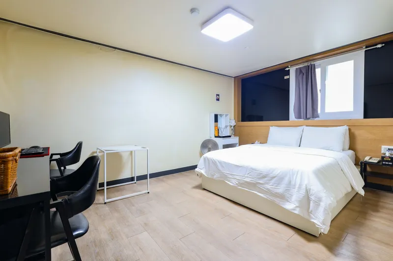 [Osan] 5 minutes walk from Osan Station # Comfortable room with air purifier # Bathtub # Snack bar 2