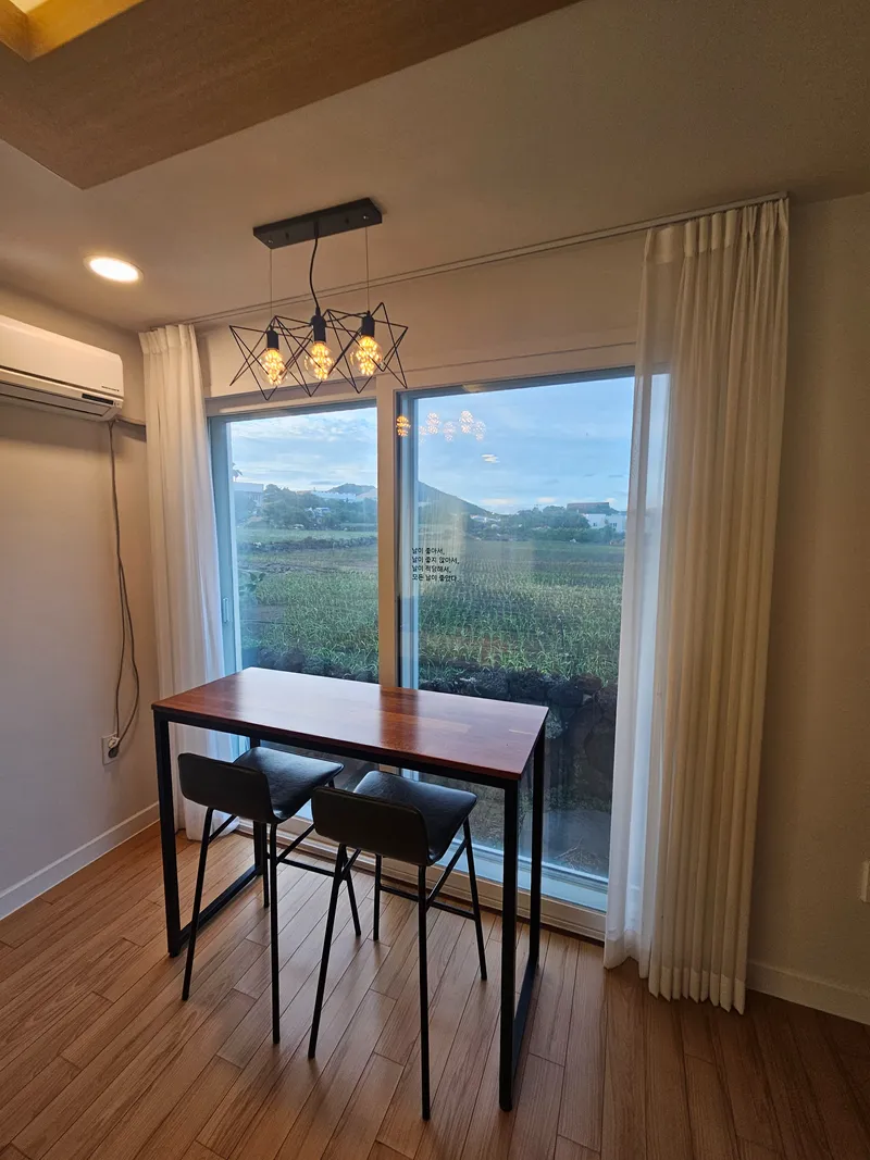 [Andeok, Seogwipo] Four Seasons Sanbangsan View Duplex Emotional Accommodation_Dalmuri 17